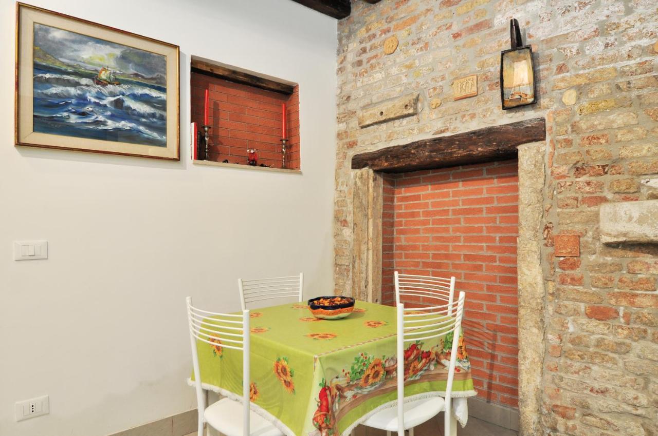 Cozy Apartment Near Rialto Bridge/ St.Mark Square Venezia Esterno foto
